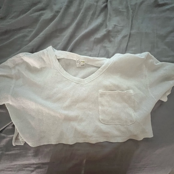Aerie never worn cropped shirt - Picture 2 of 4